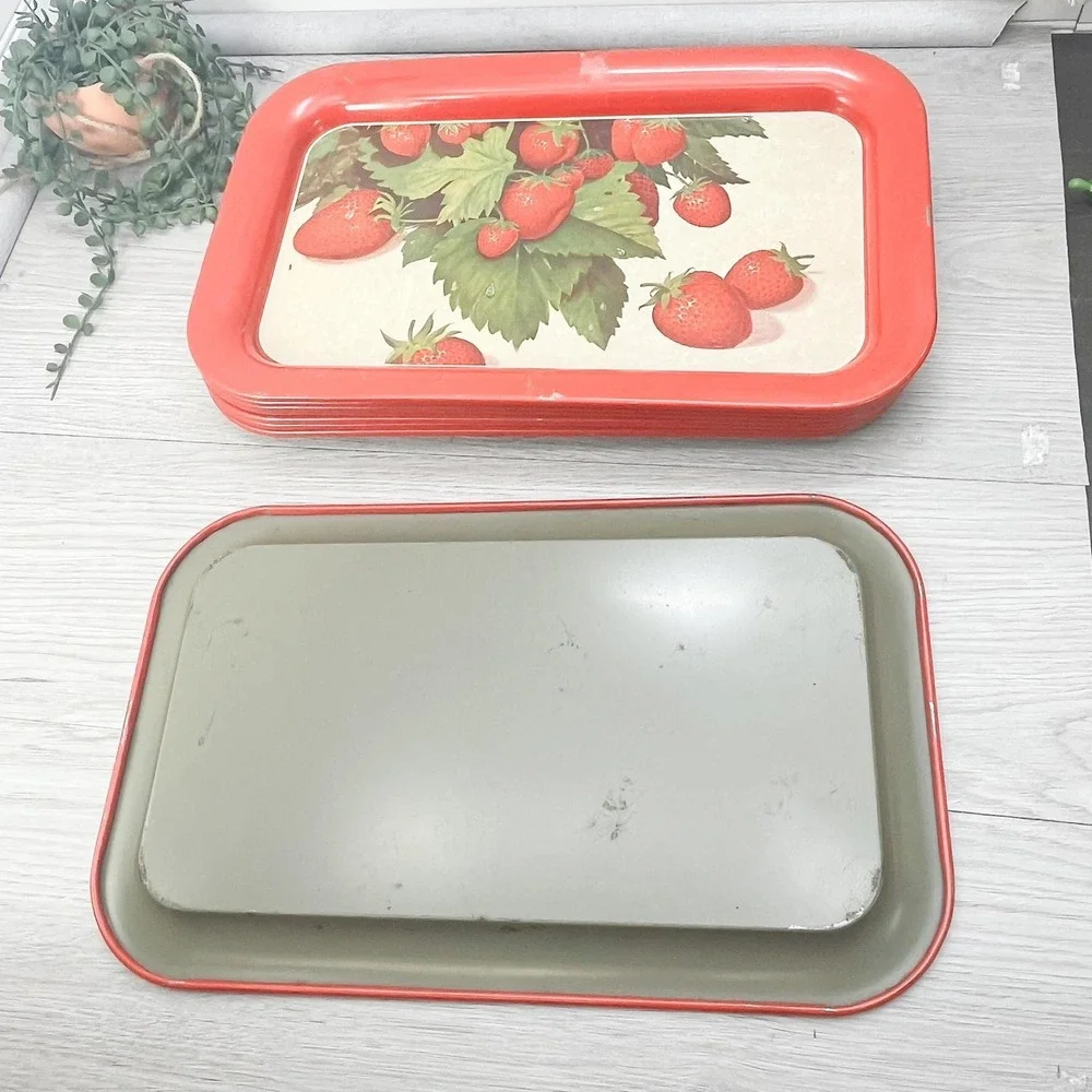 N/A vintage red